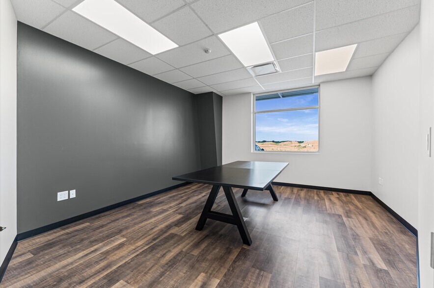 More Photos Of 30011 Binford Park Rd, Waller Warehouse For Lease