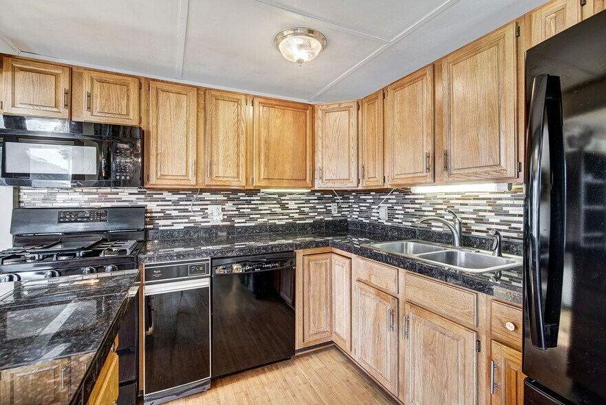 More Photos Of 121 Fishermans Dr, Silverthorne Specialty For Sale