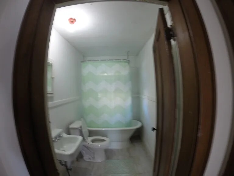 More Photos Of 2546 Neil Ave, Columbus Multifamily For Sale