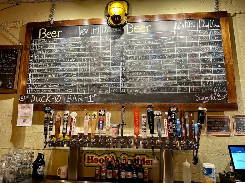 More Photos Of 130 E Goodnight Ave, Aransas Pass Restaurant For Sale