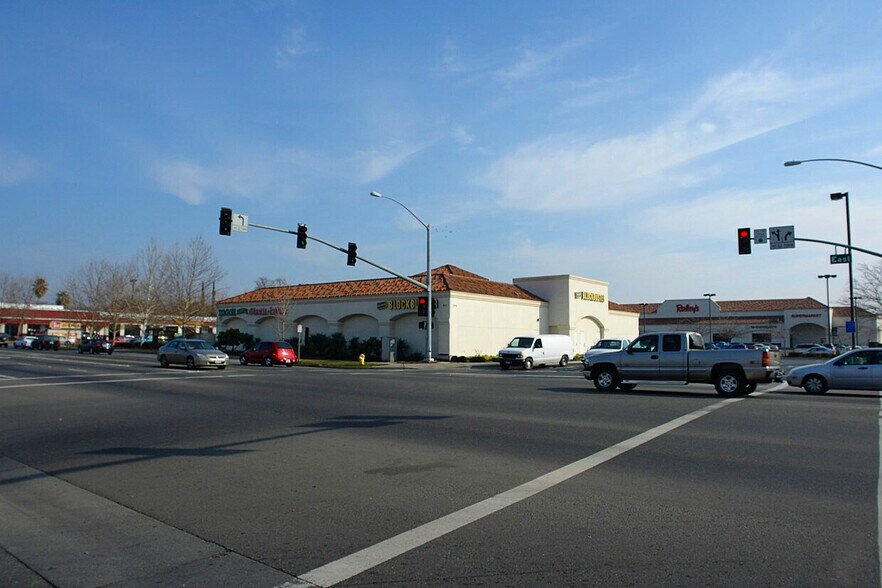 More Photos Of 241 W East Ave, Chico Unknown For Lease