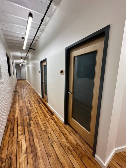 More Photos Of 9-21 Station St, Brookline Loft Creative Space For Lease