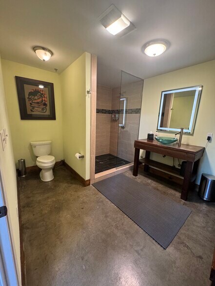 More Photos Of 1438-1444 9th St, Santa Monica Loft Creative Space For Sale