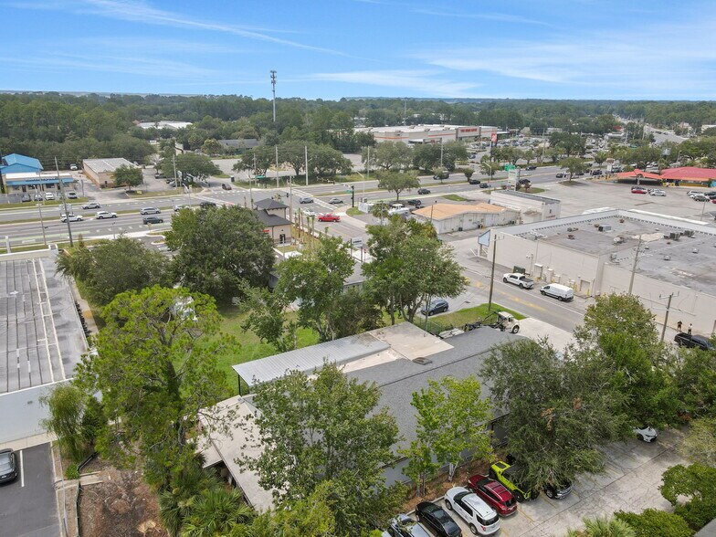 More Photos Of 3730 Kori Rd, Jacksonville Showroom For Sale