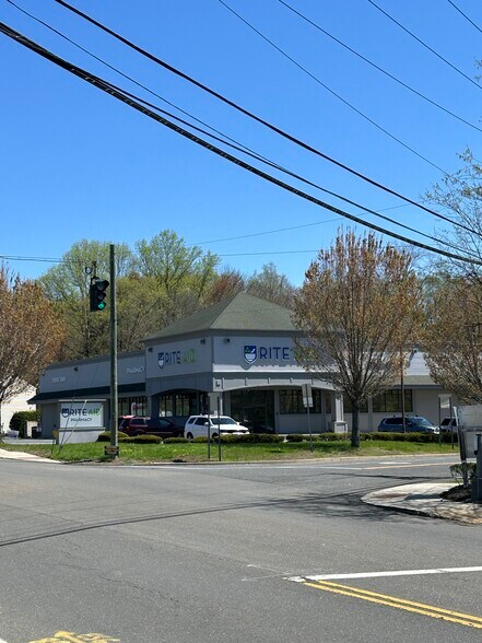 More Photos Of 508 Monroe Tpke, Monroe Drugstore For Lease