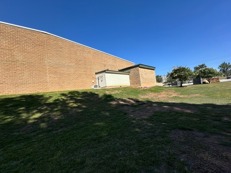 More Photos Of 5003 Wrightsboro Rd, Grovetown Warehouse For Sale