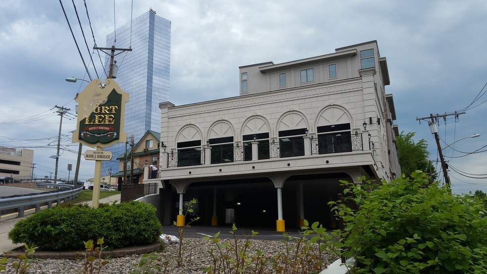Primary Photo Of 89 Main St, Fort Lee Restaurant For Sale
