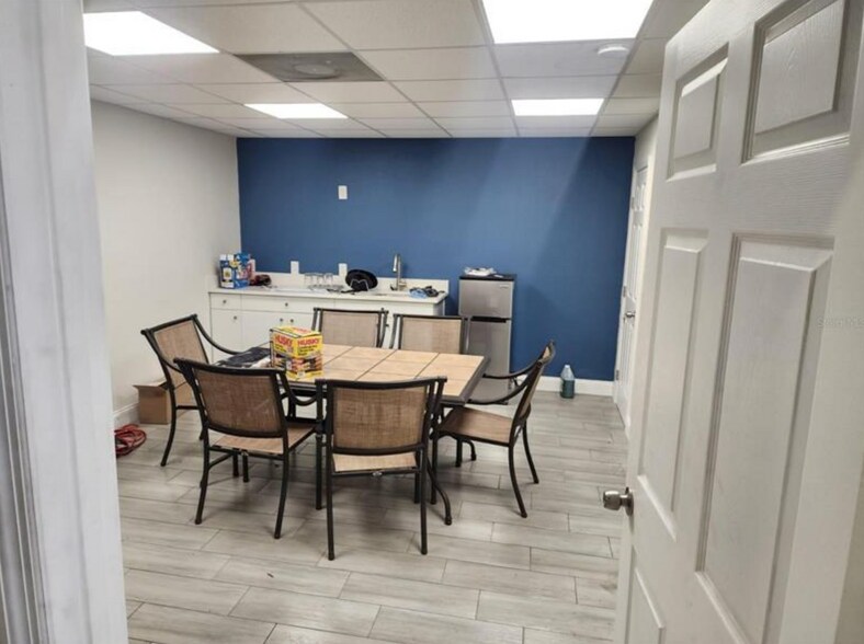 More Photos Of 1223 W Columbia St, Orlando Warehouse For Sale