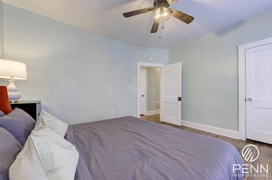 More Photos Of 2375 Forrest Ave, Memphis Apartments For Sale