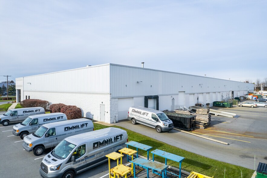 More Photos Of 7584 Morris Ct, Allentown Light Manufacturing For Lease