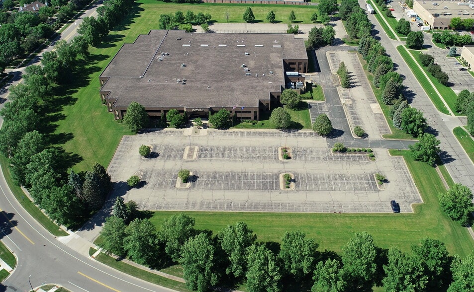 More Photos Of 10951 Bush Lake Rd, Bloomington Warehouse For Sale