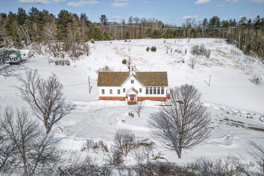 Primary Photo Of 66 Duttonsville School dr, Cavendish Specialty For Sale
