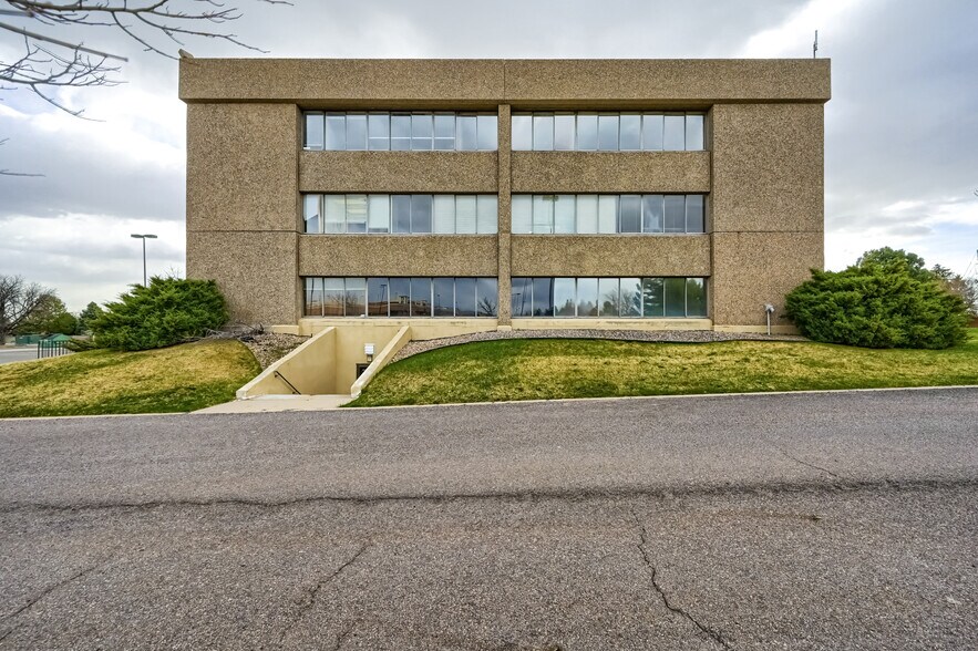 More Photos Of 7061 S University Blvd, Littleton Coworking Space