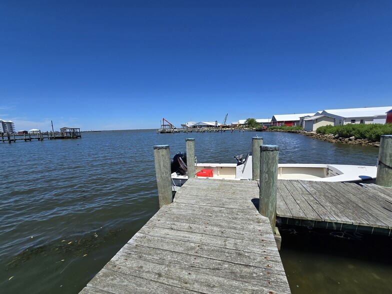 More Photos Of 709 W Main St, Crisfield General Retail For Sale