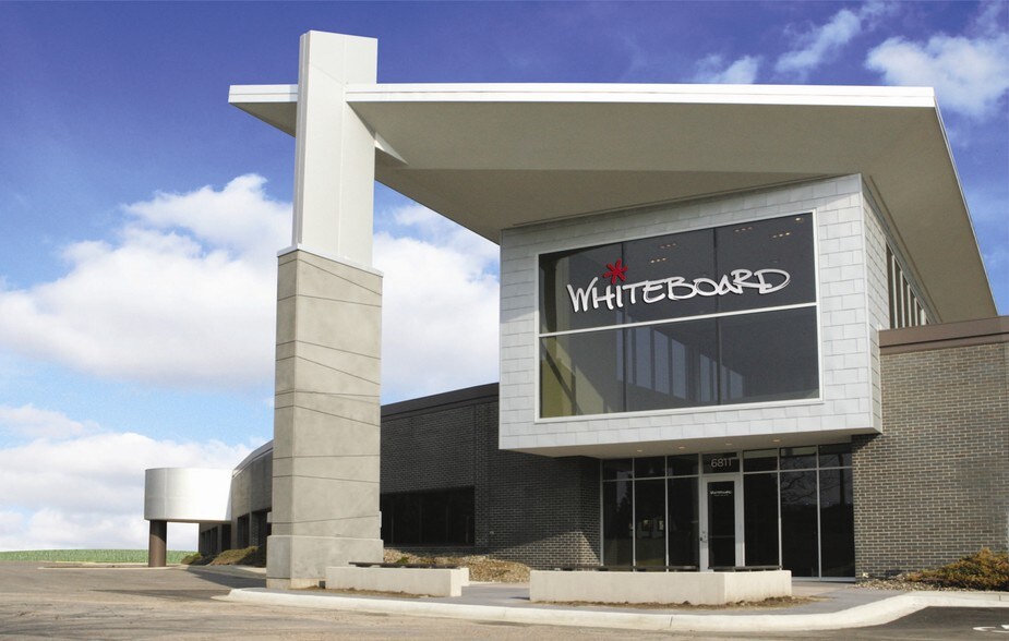 More Photos Of 6801-6811 Flying Cloud Dr, Eden Prairie Research And Development For Lease