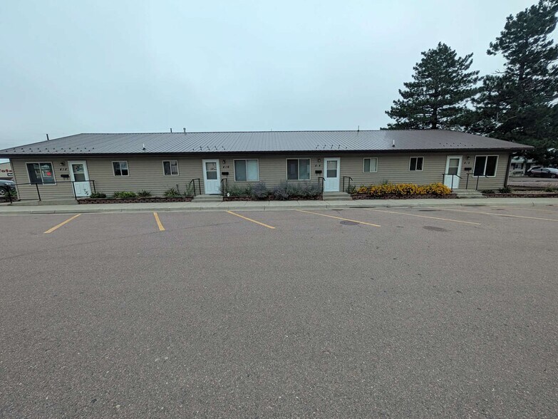 Primary Photo Of 412-418 2nd Ave, Canistota Apartments For Sale