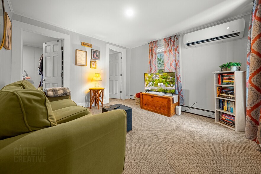 More Photos Of 15 South St, Freeport Apartments For Sale