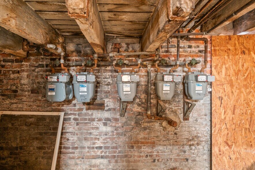 More Photos Of 645 Washington Blvd, Baltimore Apartments For Sale