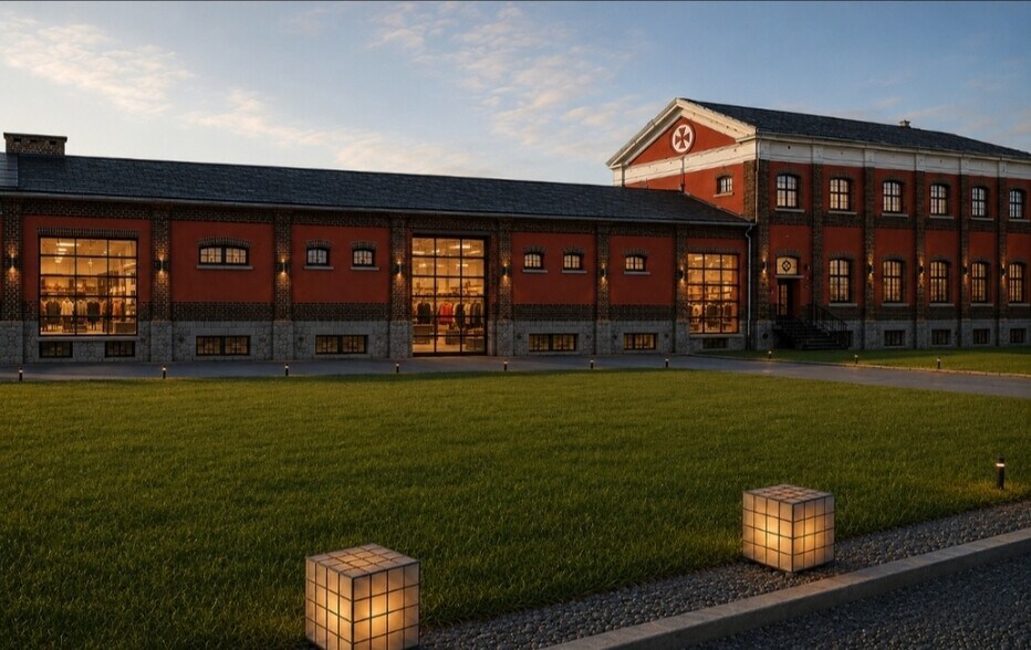 Primary Photo Of 17 Midland Ave, Middletown Warehouse For Lease