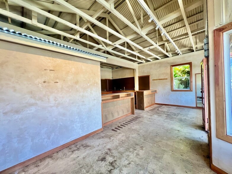 More Photos Of 69 Hana Hwy, Paia Freestanding For Sale