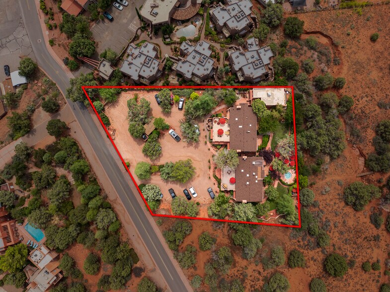 More Photos Of 55 Hozoni Dr, Sedona Hotel For Sale