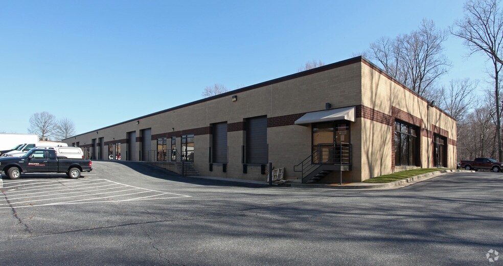 More Photos Of 2147 Priest Bridge Dr, Crofton Light Manufacturing For Lease