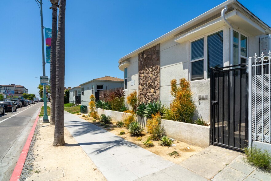 More Photos Of 4074-4080 30th St, San Diego Apartments For Sale