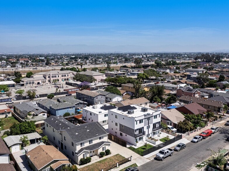 More Photos Of 137 E 119th St, Los Angeles Apartments For Sale