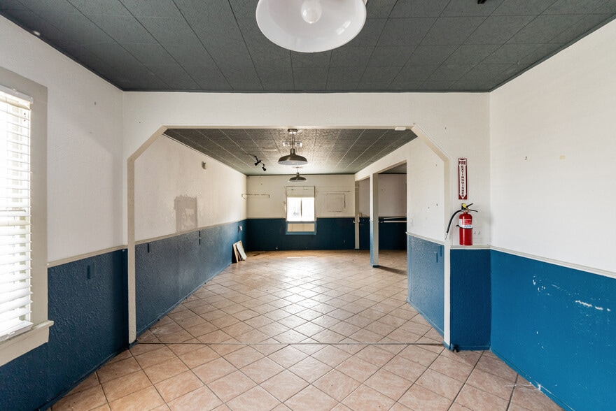 More Photos Of 3063 Main St, Ingleside Restaurant For Sale