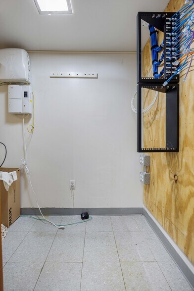 More Photos Of 200-12 44th Ave, Bayside Office For Lease