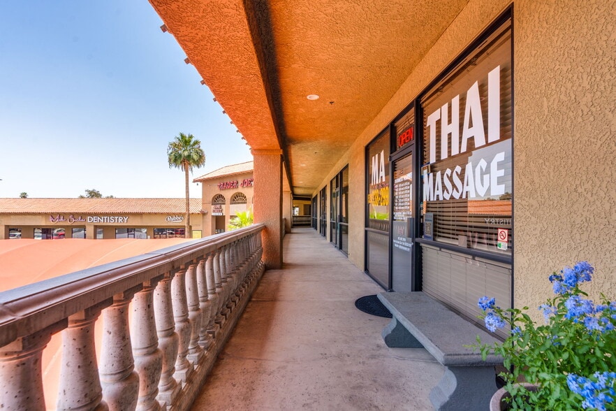 More Photos Of 1101 N Wilmot Rd, Tucson Unknown For Lease