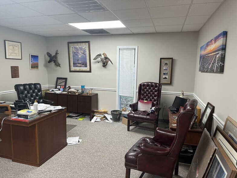 More Photos Of 4010 Oleander Dr, Wilmington Medical For Lease