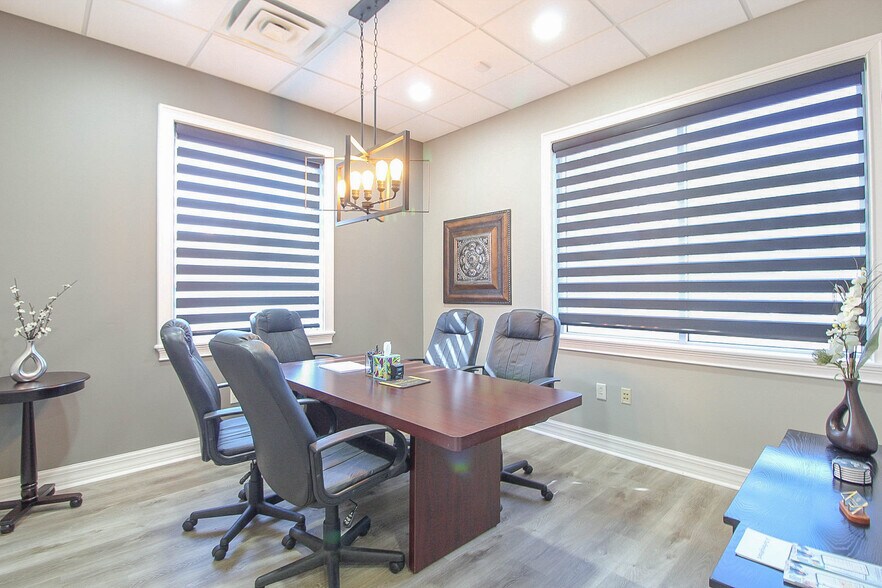 More Photos Of 17827 Murdock Cir, Port Charlotte Office For Sale