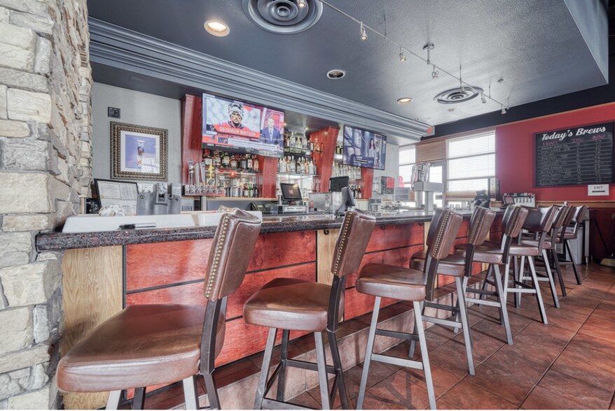 More Photos Of 2450 E 17th St, Idaho Falls Restaurant For Sale