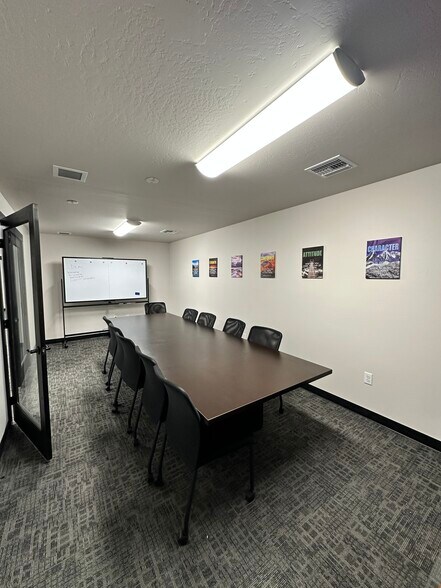 More Photos Of 5767 W Harrier Dr, Missoula Office For Lease