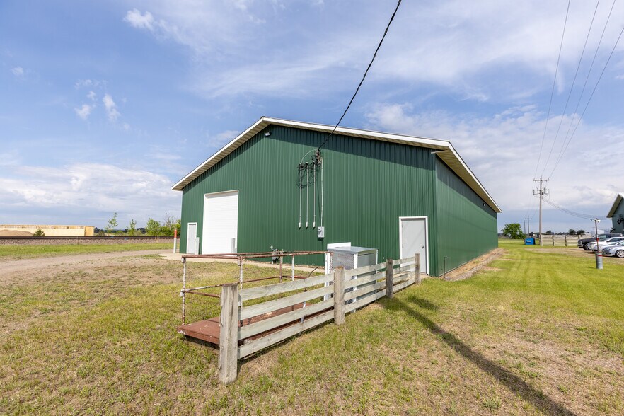 More Photos Of 515 Division St, Rice Warehouse For Sale