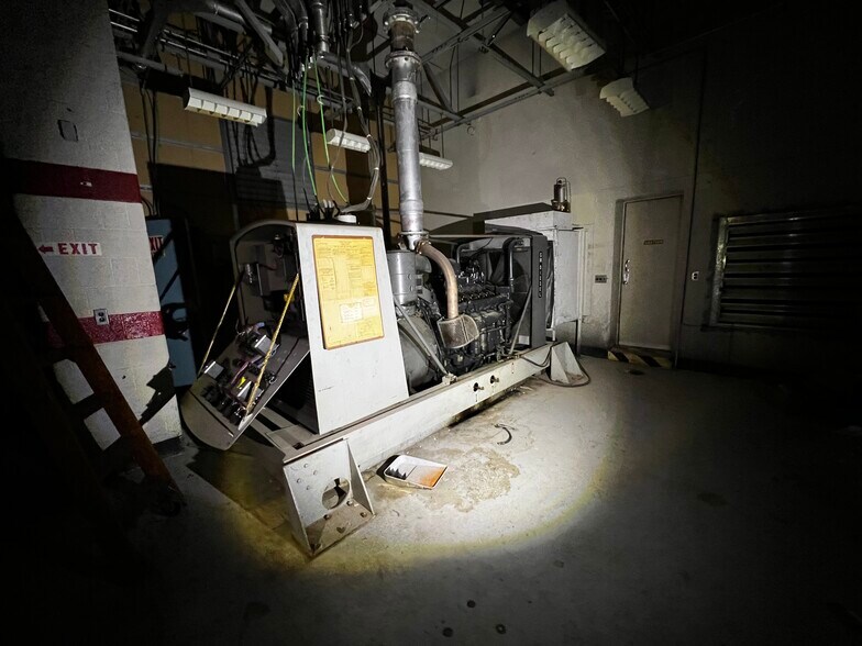 More Photos Of 19103 US-54, Encino Specialty For Sale