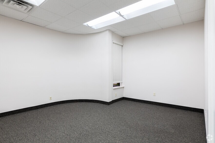 More Photos Of 64 E Winchester St, Salt Lake City Office For Sale