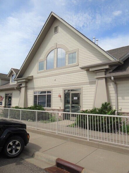 More Photos Of 801-809 Meander Ct, Medina Loft Creative Space For Lease