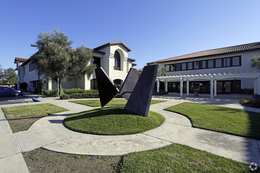 More Photos Of 23119 Cottonwood Ave, Moreno Valley Office For Lease