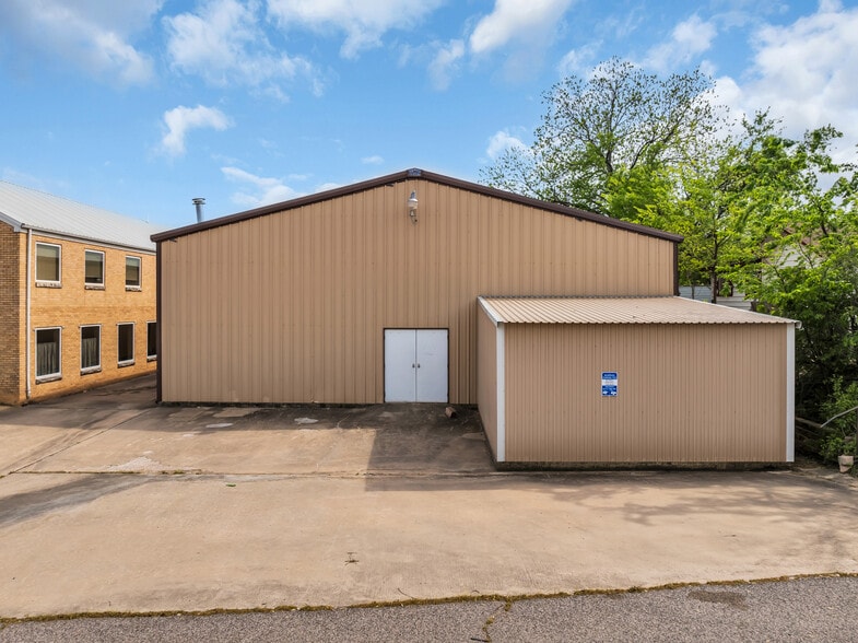 More Photos Of 727 4th St, Healdton Religious Facility For Sale