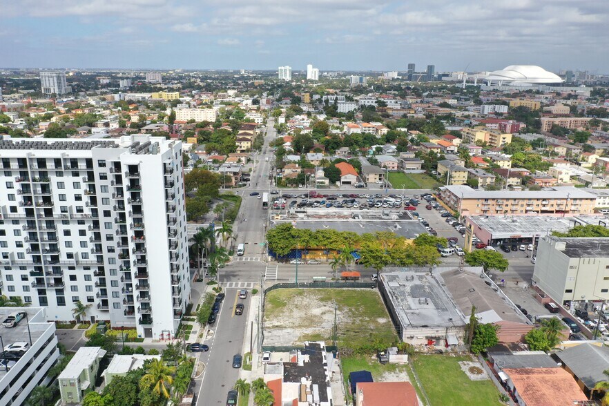 More Photos Of 1888 SW 8th St, Miami Land For Lease