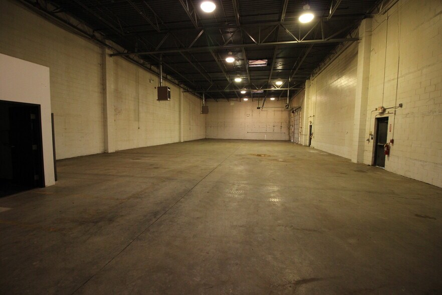 More Photos Of 731 Wambold Rd, Souderton Warehouse For Lease