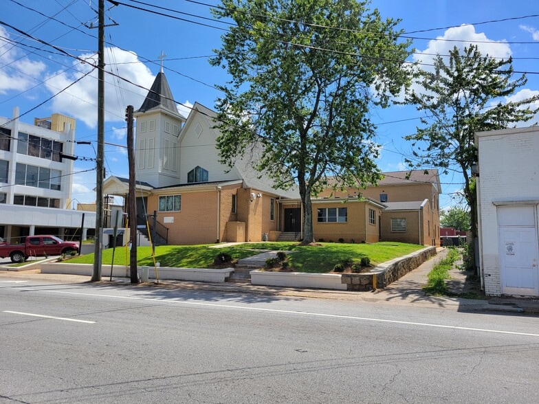 More Photos Of 2792 E Point St, Atlanta Loft Creative Space For Lease