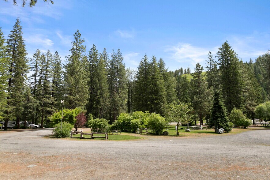 More Photos Of 3300 US Highway 97, Peshastin Specialty For Sale