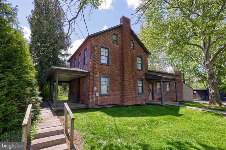 More Photos Of 936-940 Lititz Pike, Lititz Flex For Sale