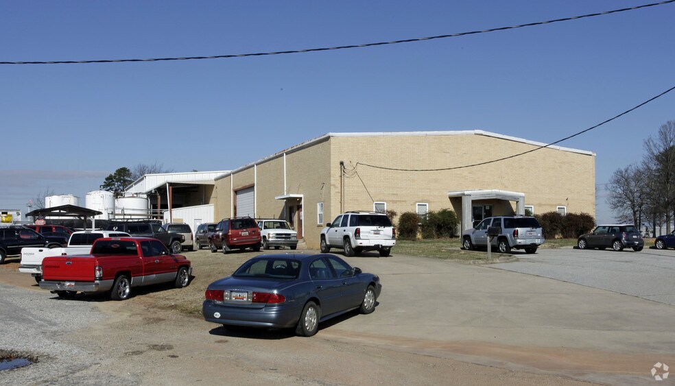 More Photos Of 4 Augusta Arbor Way, Greenville Manufacturing For Lease