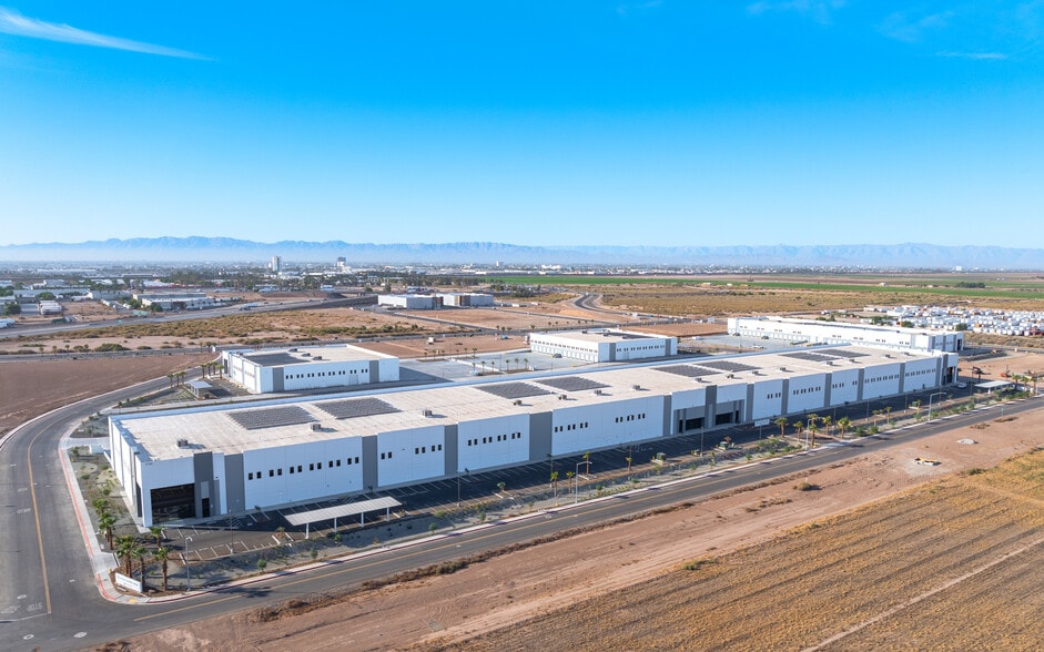 More Photos Of 1749 Gateway Rd, Calexico Unknown For Lease