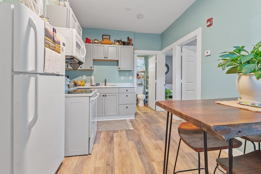 More Photos Of 122 Laurel St, Fitchburg Multifamily For Sale