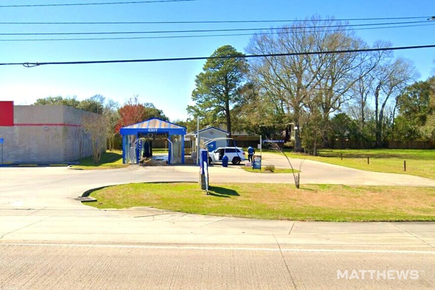 More Photos Of 3226 Pinhook rd, Lafayette General Retail For Sale